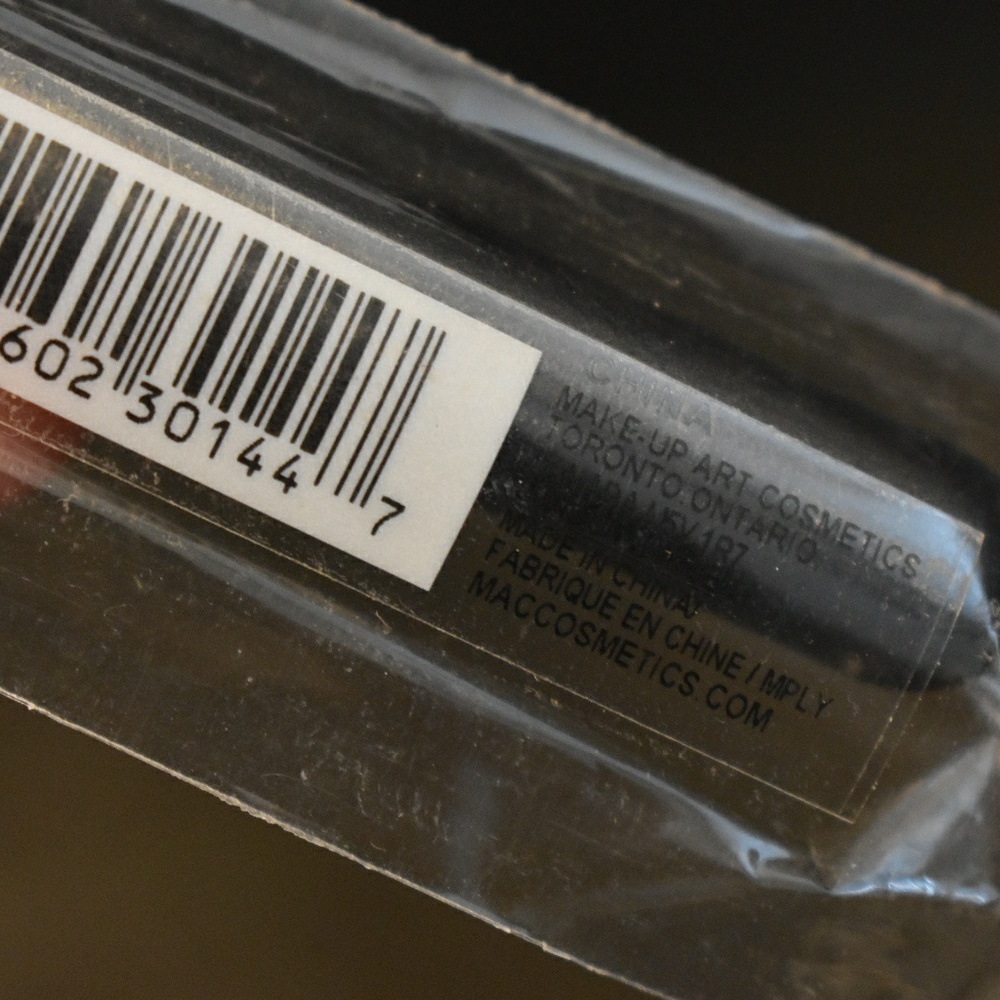 MAC 159 Duo Fibre Blush Brush - Picture 7 of 7